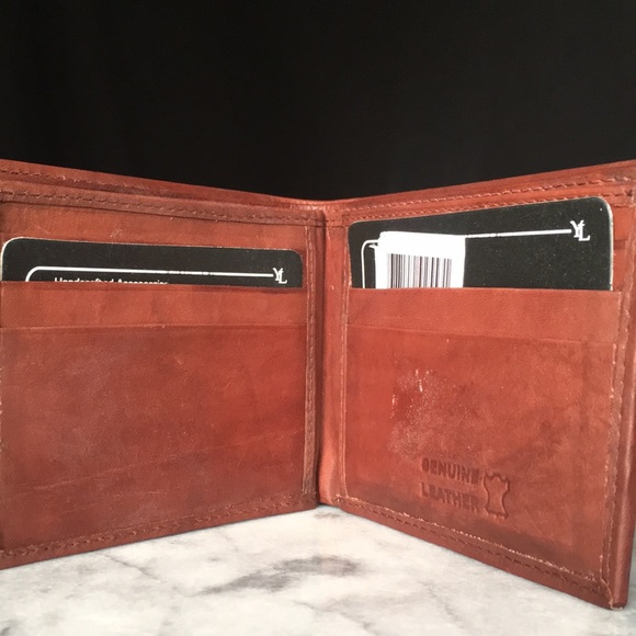 New* Saddle Brown Leather Wallet - Picture 8 of 16